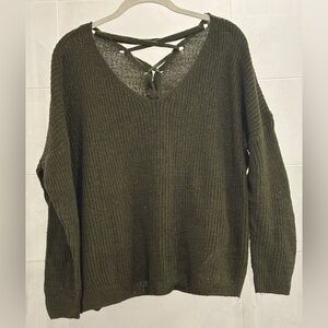 🌿 Windsor Olive Green Sweater | Size M | Boho Lace-Up Back | Style# C8490 🌿